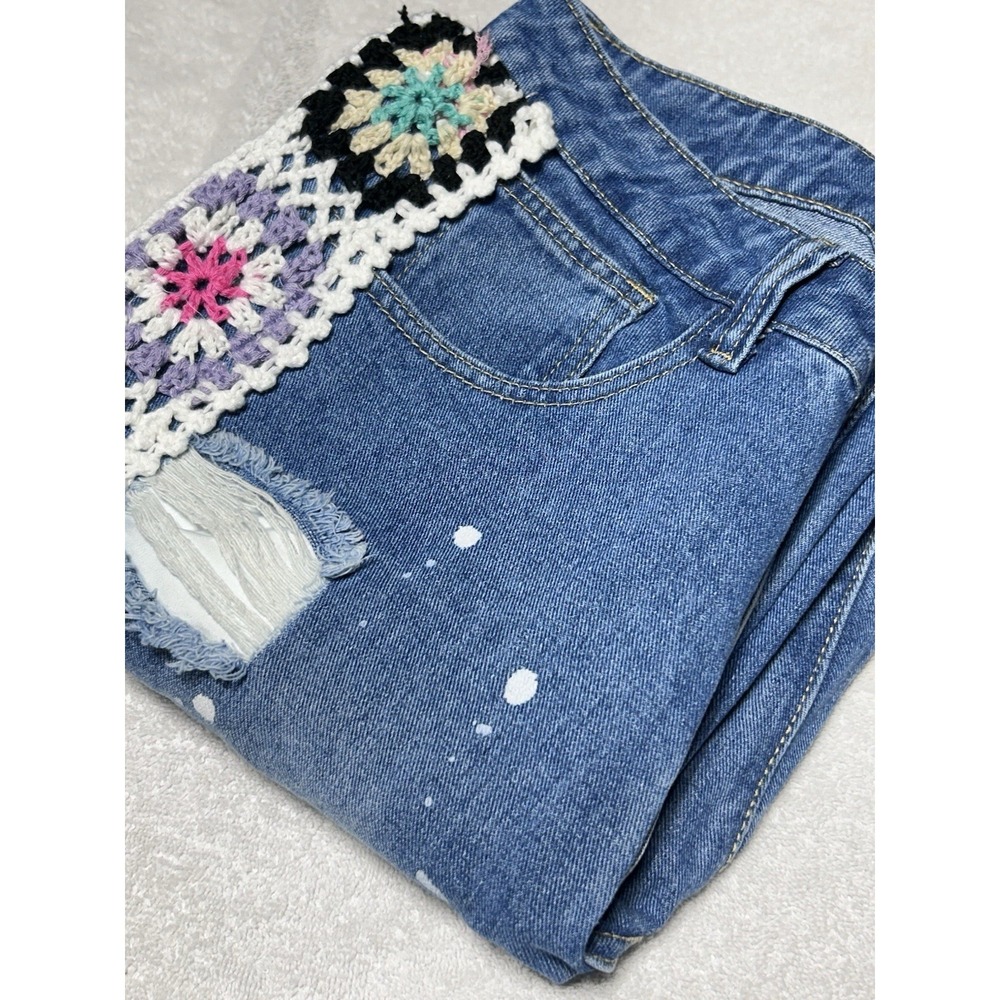 Boho Women's Denim Blue Jeans Distressed Crocheted Patchwork 5 Pockets Size 31